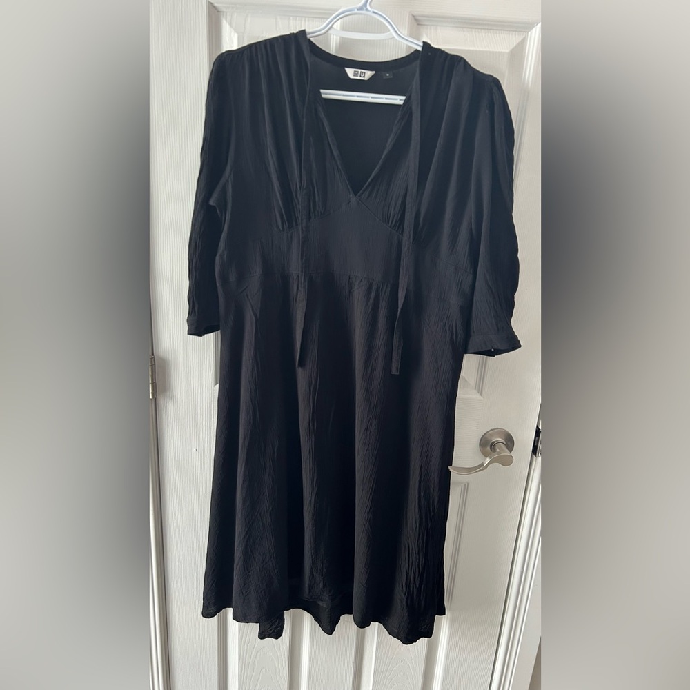 Uniqlo Black  Gauzy Mini Dress With Tie At Neck 3/4 Sleeve Sheer Lined